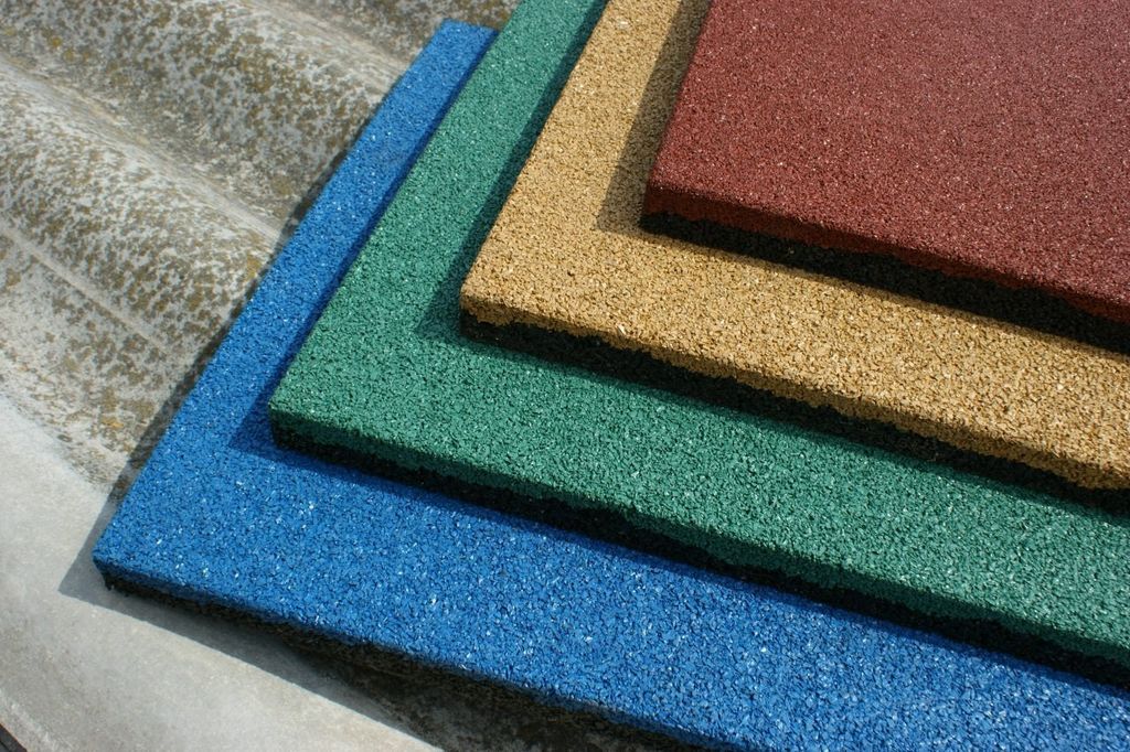 Продажа резиновой тротуарной плитки в Лебяжьем